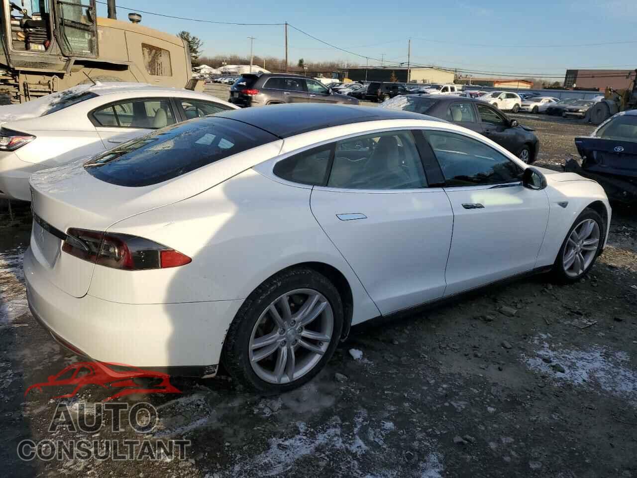 TESLA MODEL S 2013 - 5YJSA1CG0DFP03545