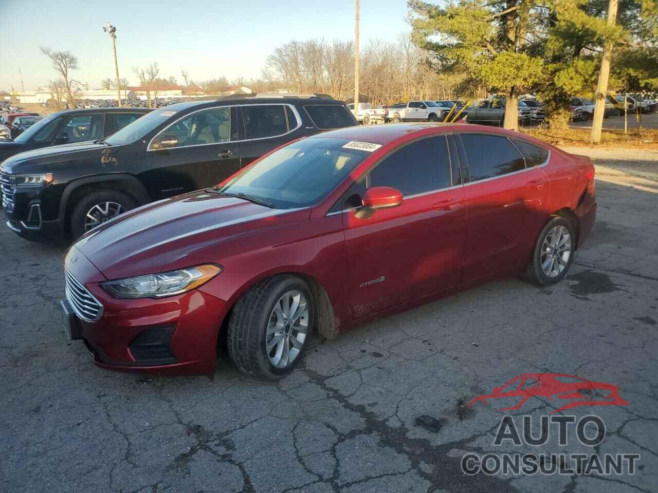 FORD FUSION 2019 - 3FA6P0LU6KR206078