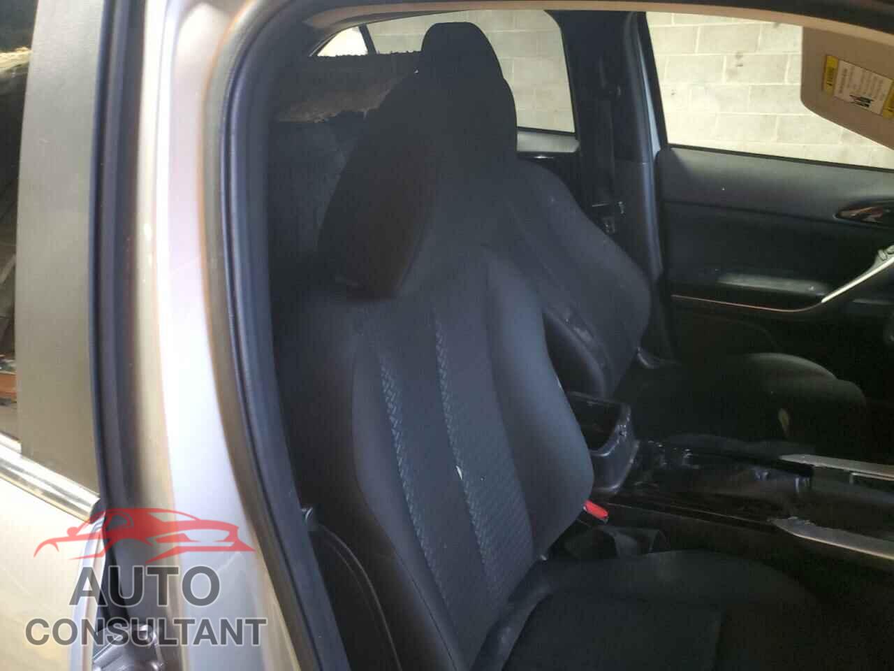 MITSUBISHI ECLIPSE 2019 - JA4AT3AA0KZ050149