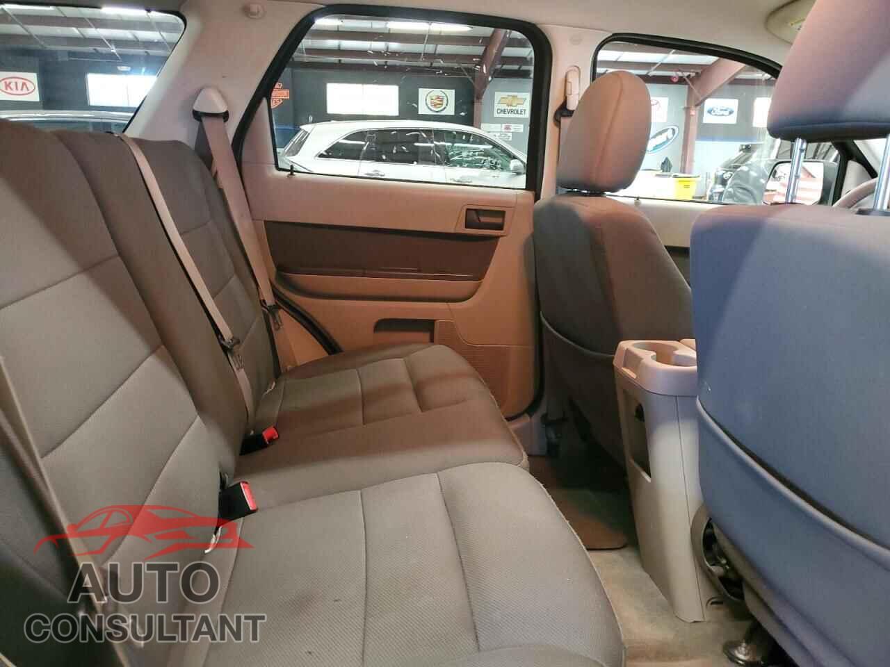 FORD ESCAPE 2010 - 1FMCU0DG8AKB07386