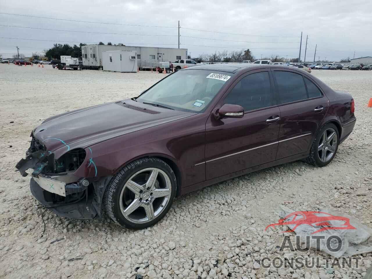 MERCEDES-BENZ E-CLASS 2009 - WDBUF56X39B410681