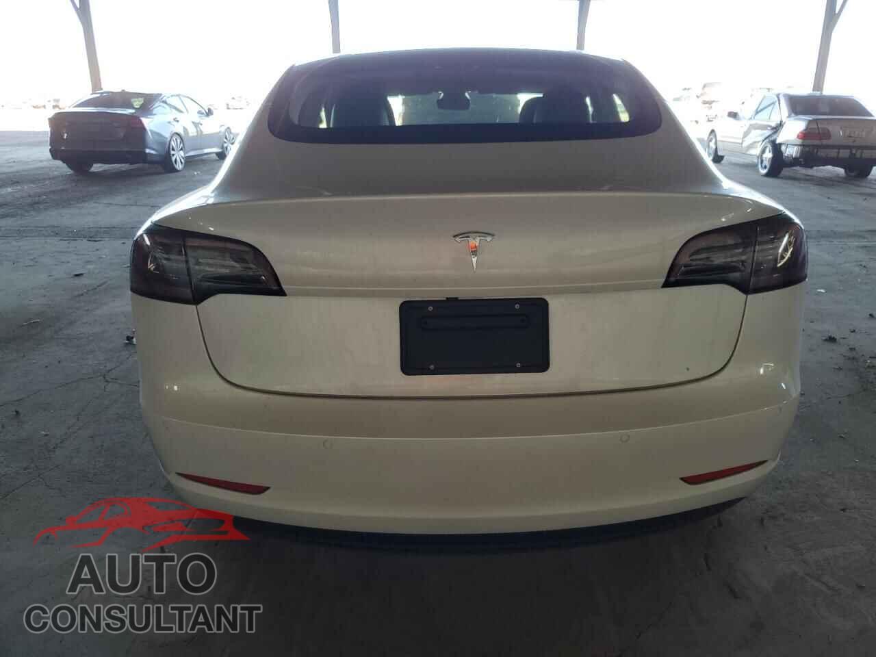 TESLA MODEL 3 2021 - 5YJ3E1EA4MF994813