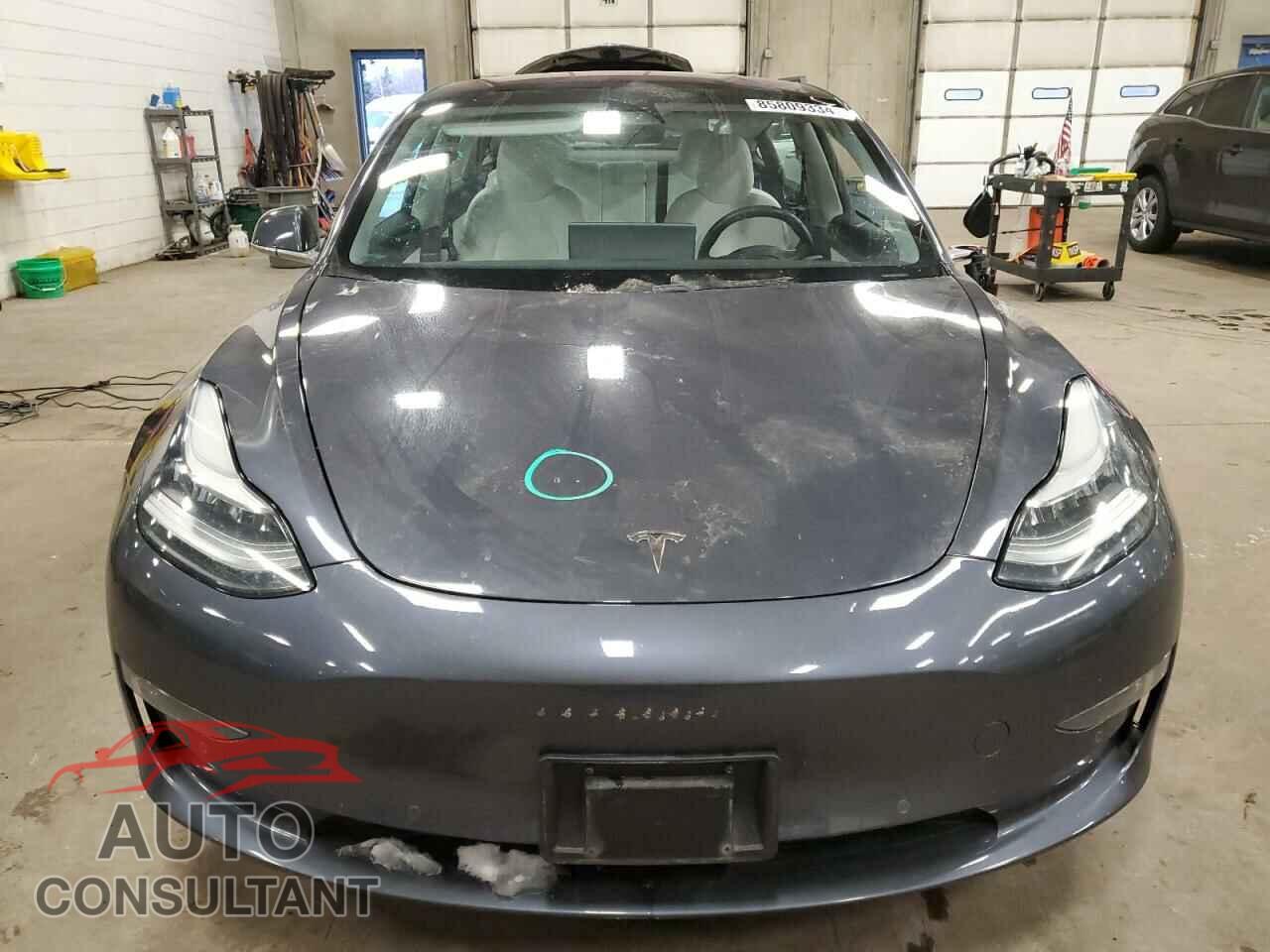 TESLA MODEL 3 2018 - 5YJ3E1EB2JF183922