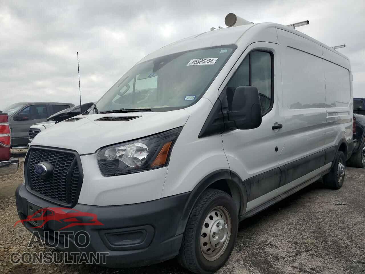 FORD TRANSIT 2022 - 1FTBR2C82NKA37686