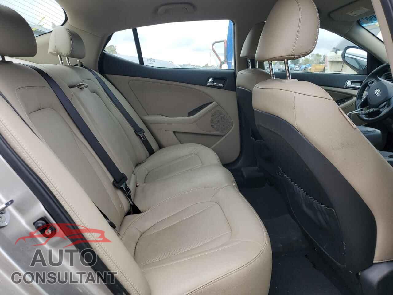 KIA OPTIMA 2011 - KNAGN4A72B5045253