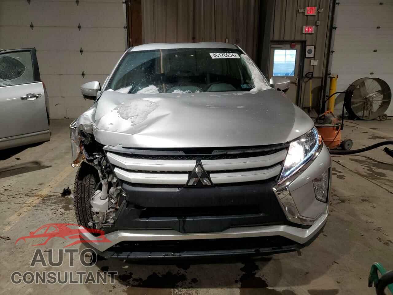 MITSUBISHI ECLIPSE 2018 - JA4AT3AAXJZ040968