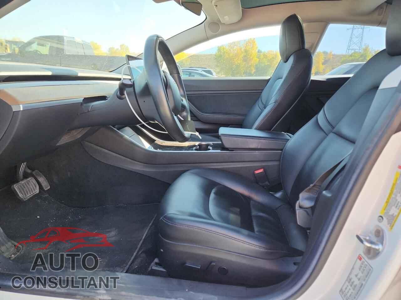 TESLA MODEL 3 2018 - 5YJ3E1EA3JF005685