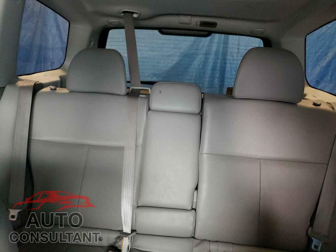 SUBARU FORESTER 2013 - JF2SHAEC3DH444735