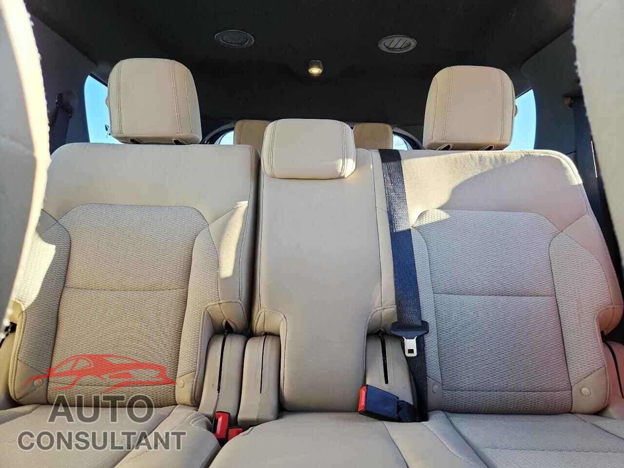 FORD EXPLORER 2017 - 1FM5K8D81HGD08064