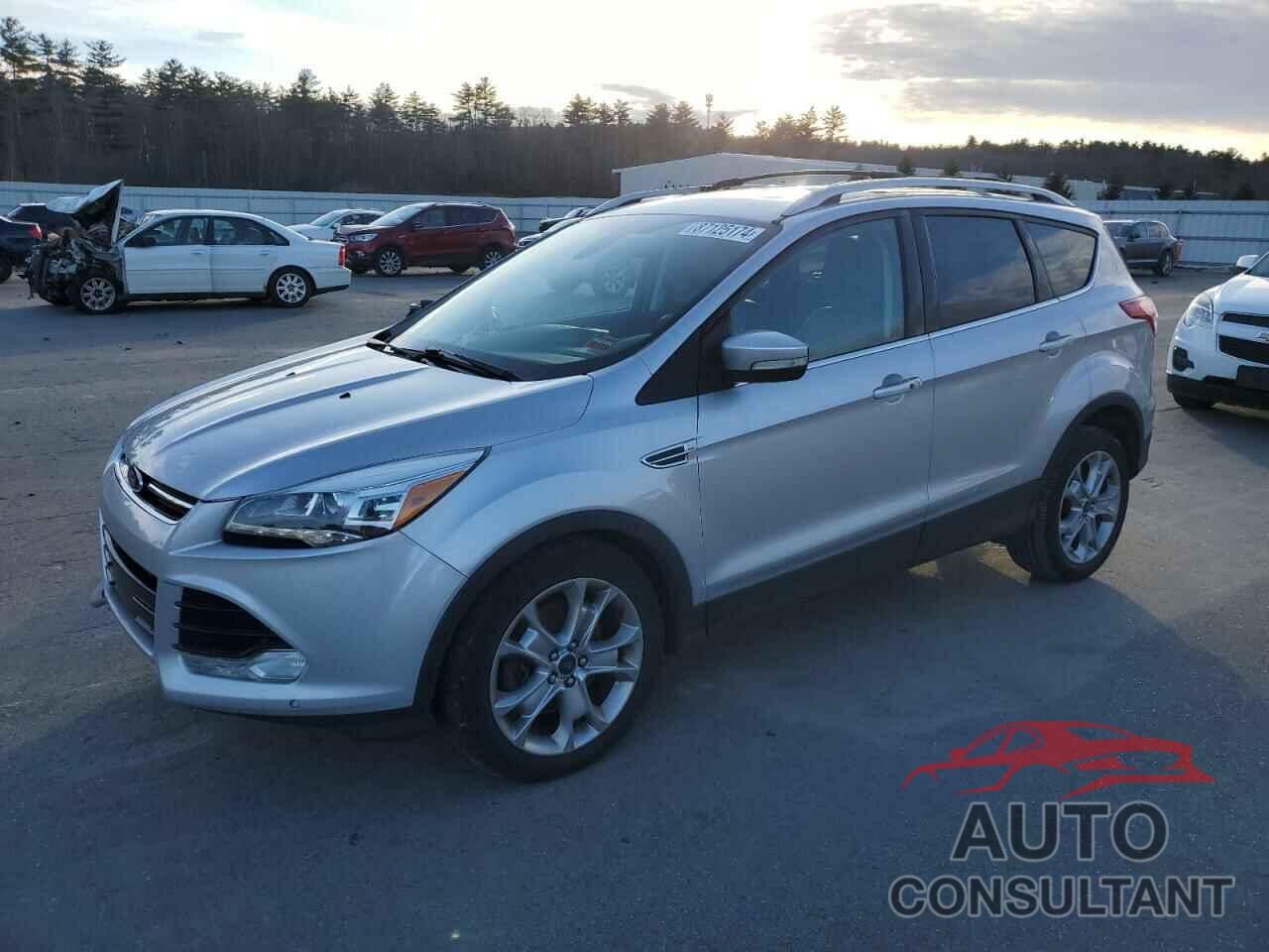 FORD ESCAPE 2015 - 1FMCU9J91FUA34643