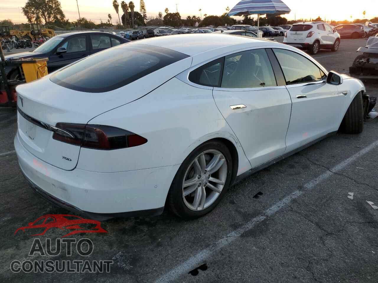 TESLA MODEL S 2015 - 5YJSA1S21FF087461