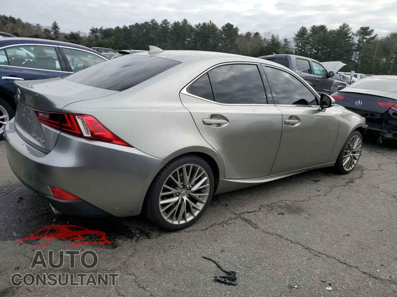 LEXUS IS 2014 - JTHCF1D23E5007739