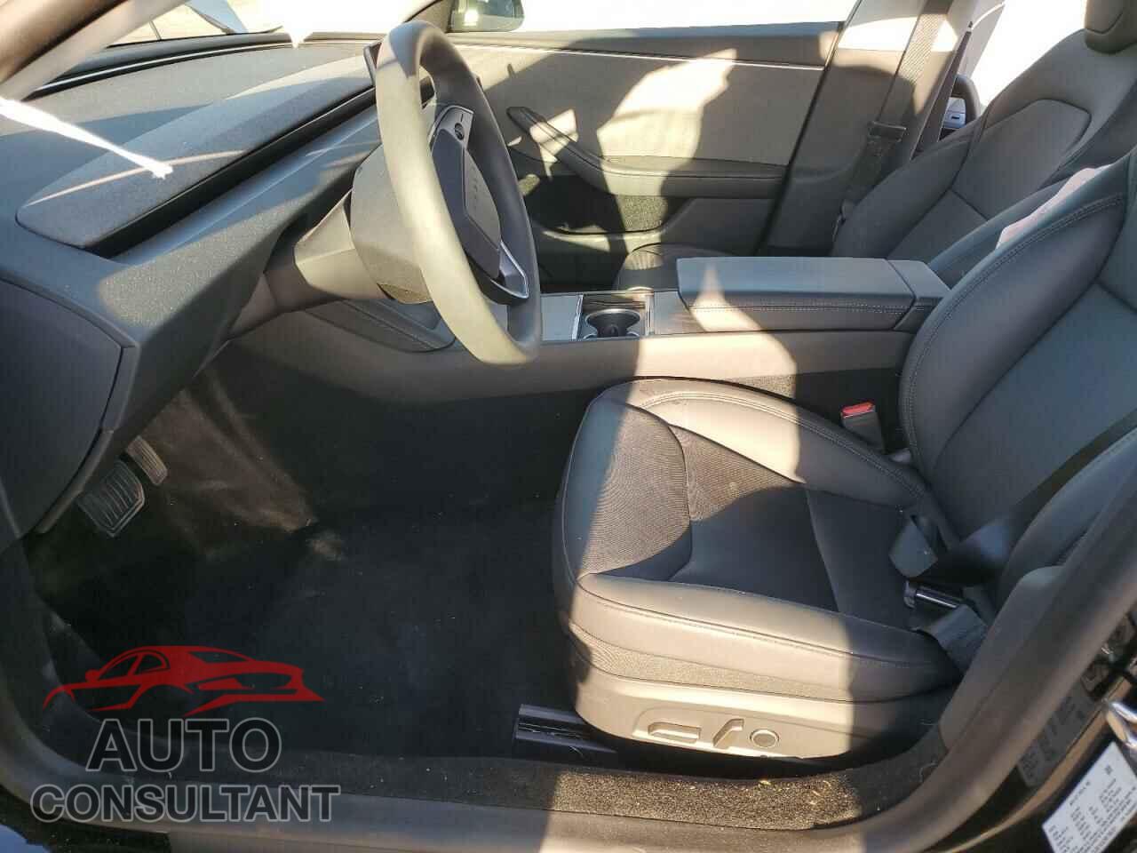 TESLA MODEL 3 2024 - 5YJ3E1EA2RF765201