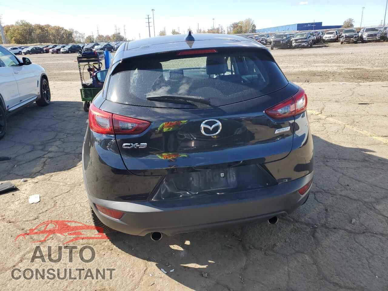 MAZDA CX-3 2018 - JM1DKDD7XJ0321765