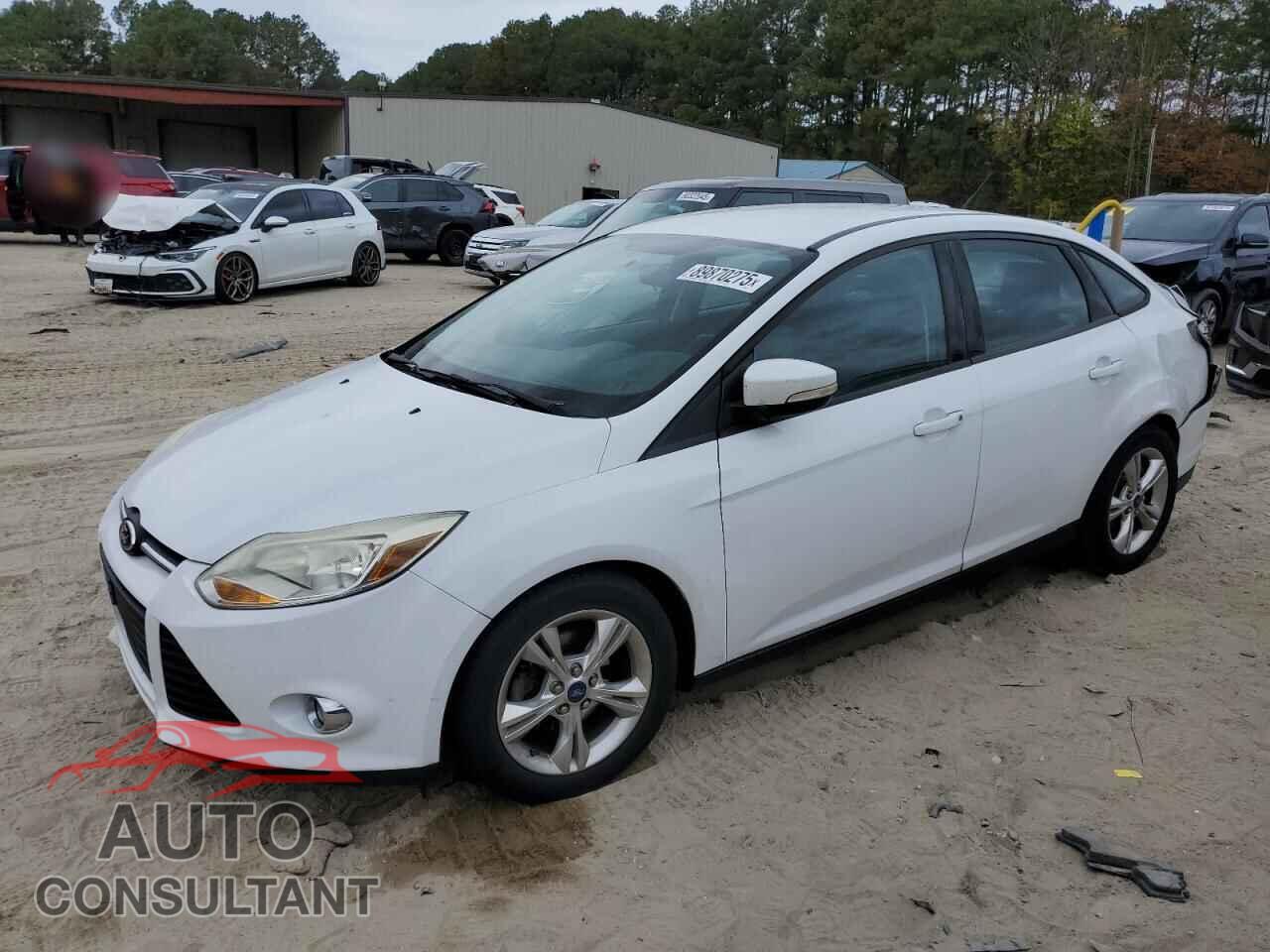 FORD FOCUS 2014 - 1FADP3F22EL330970