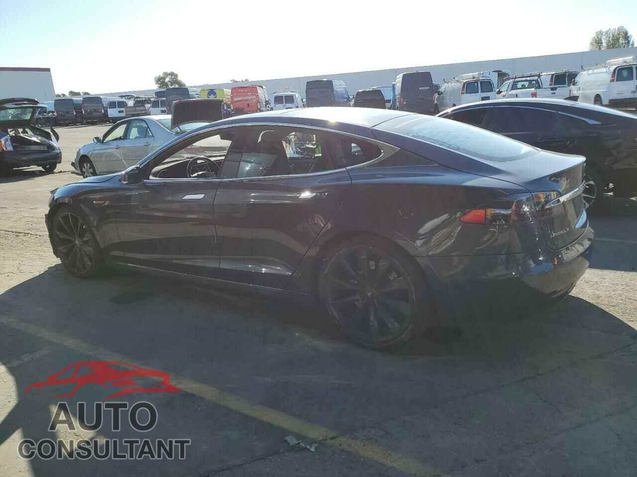 TESLA MODEL S 2016 - 5YJSA1E28GF152822