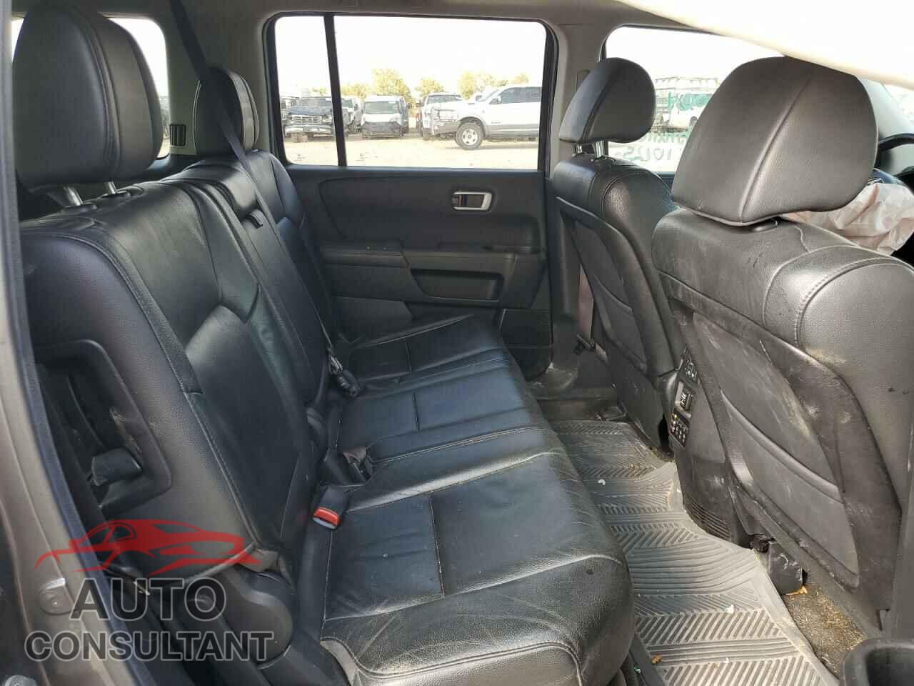 HONDA PILOT 2012 - 5FNYF3H63CB010247