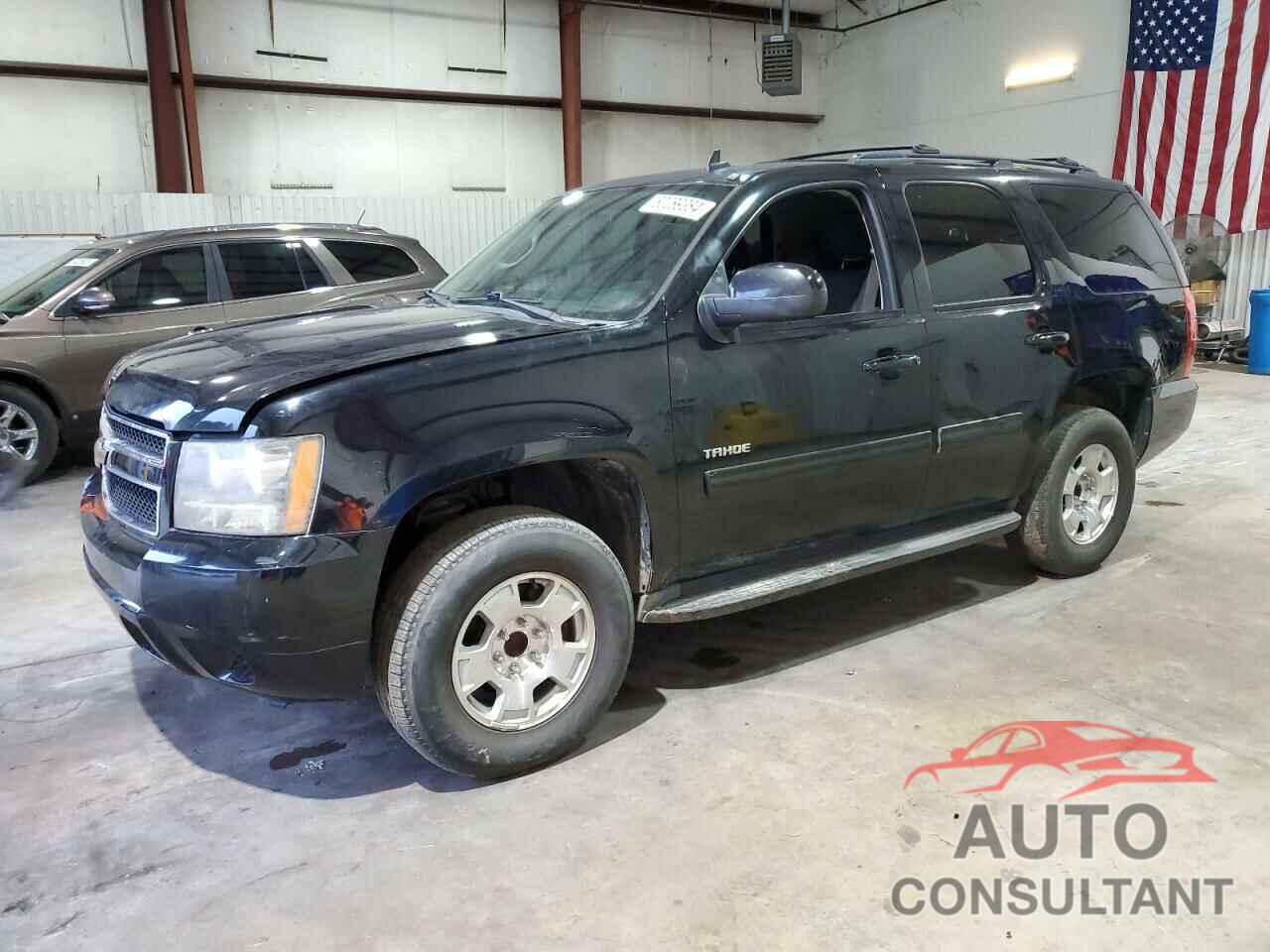 CHEVROLET TAHOE 2011 - 1GNSCAE0XBR399102