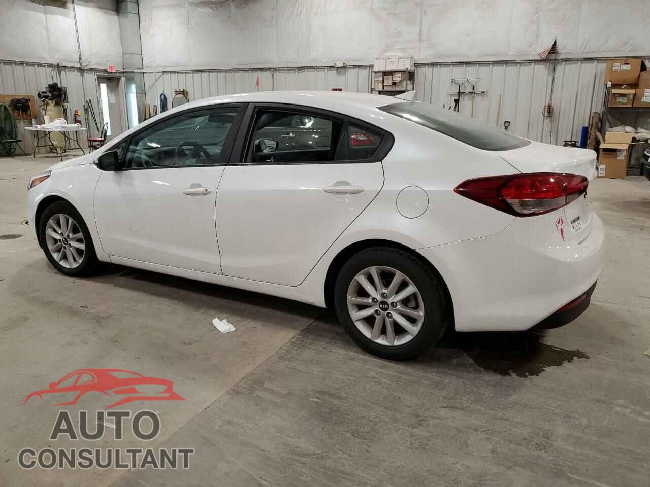 KIA FORTE 2017 - 3KPFL4A74HE132427