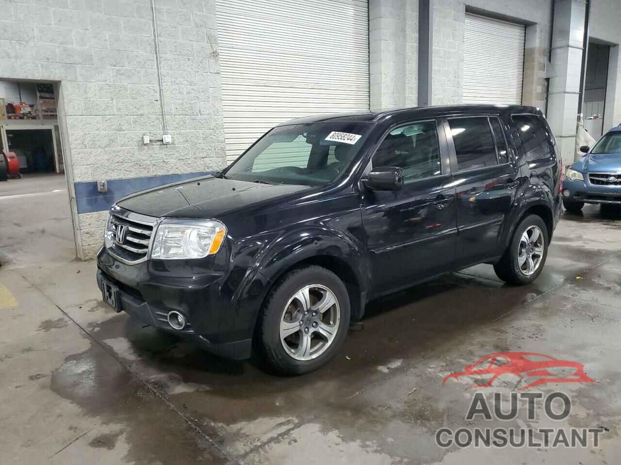 HONDA PILOT 2015 - 5FNYF4H3XFB054357