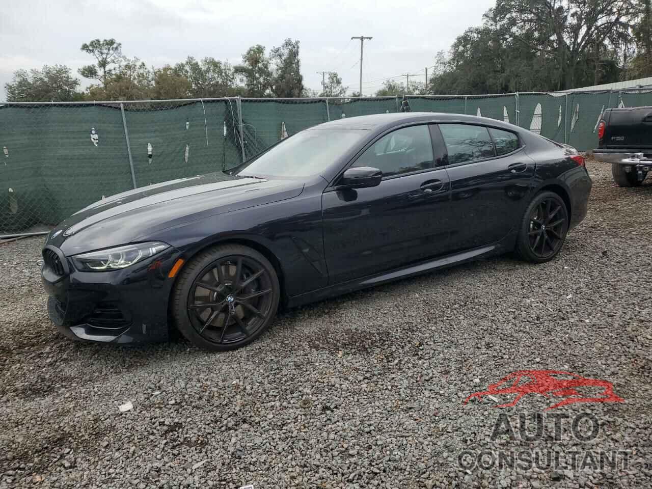 BMW M8 2024 - WBAGV8C00RCR84642