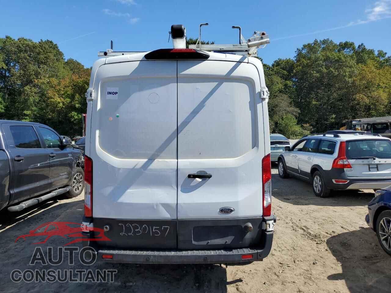 FORD TRANSIT 2020 - 1FTBR2C87LKB70232