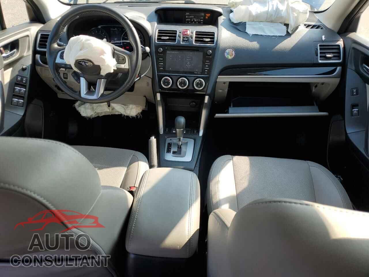 SUBARU FORESTER 2018 - JF2SJAJC5JH479220