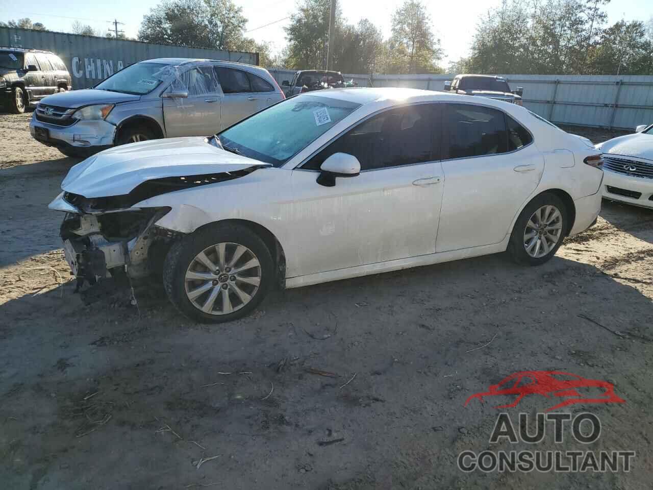 TOYOTA CAMRY 2018 - 4T1B11HKXJU581823