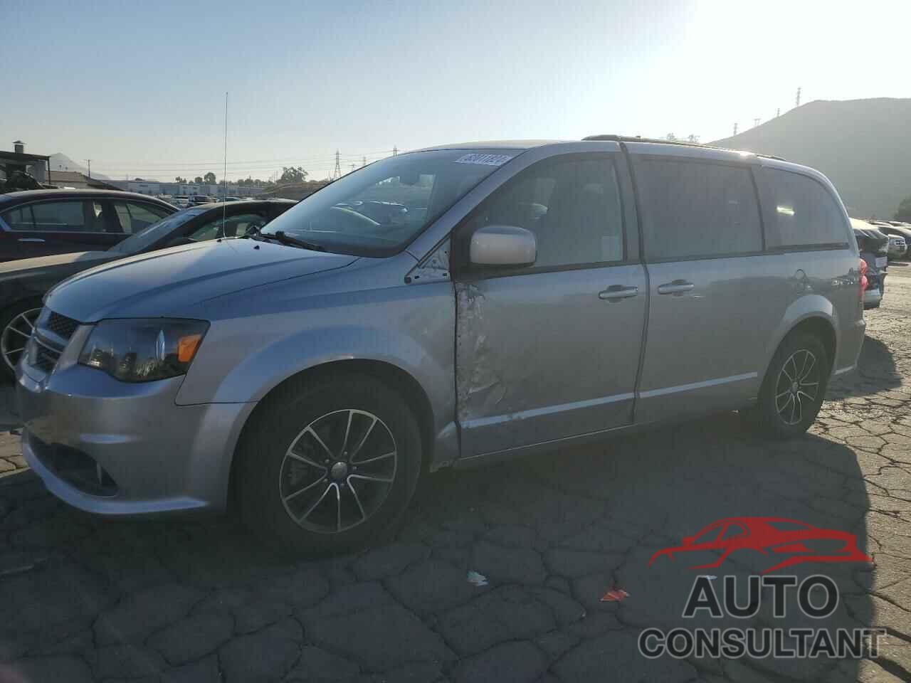 DODGE CARAVAN 2018 - 2C4RDGEG5JR201197