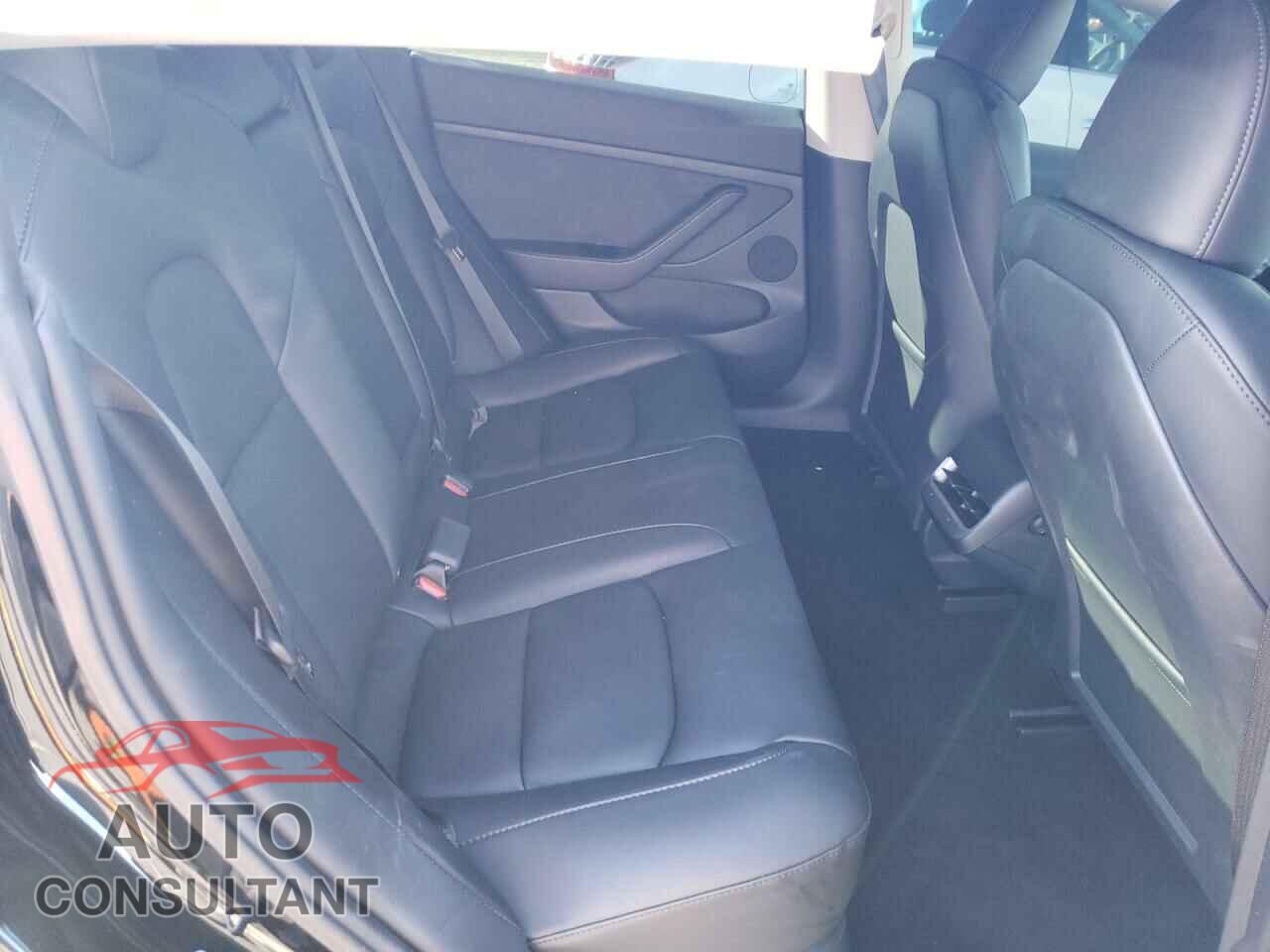 TESLA MODEL 3 2023 - 5YJ3E1EA3PF689615