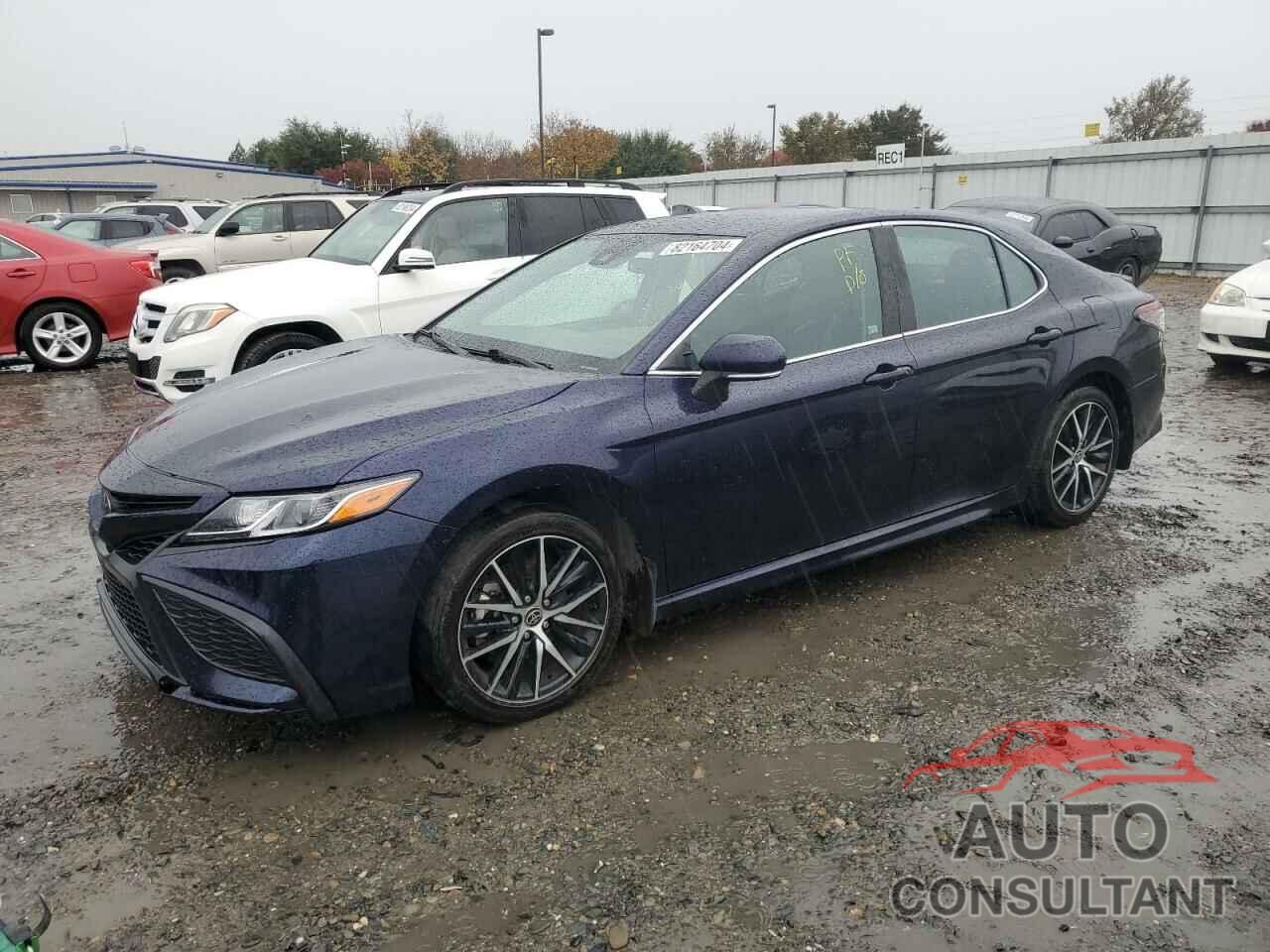 TOYOTA CAMRY 2022 - 4T1G11AK6NU681231