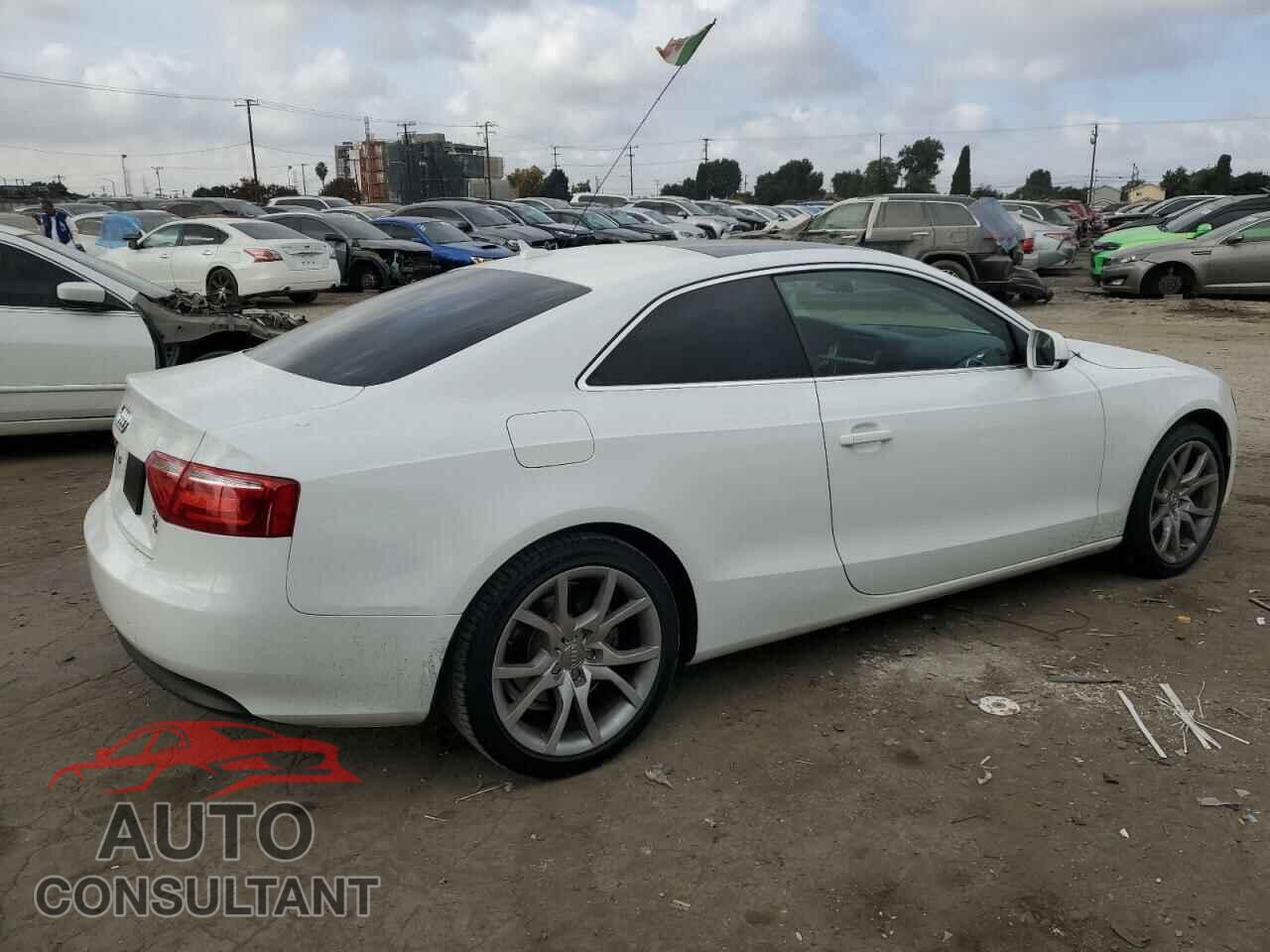 AUDI A5 2012 - WAUCFAFR4CA009545