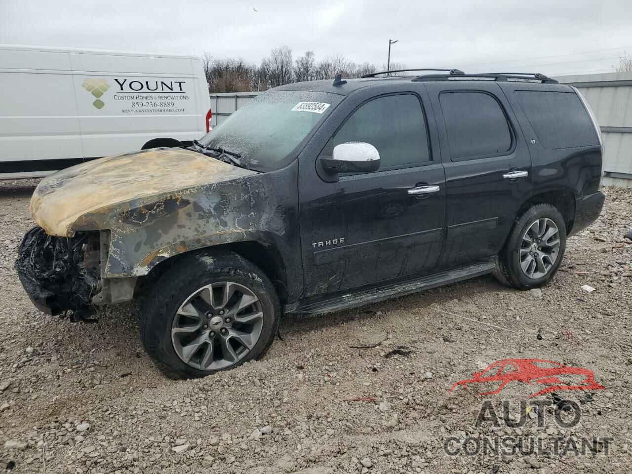 CHEVROLET TAHOE 2013 - 1GNSCBE04DR166163