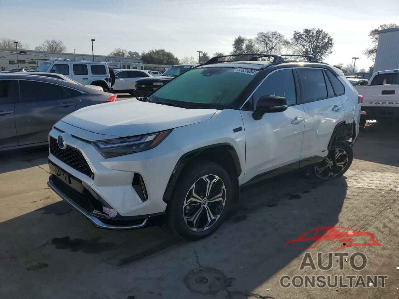 TOYOTA RAV4 2024 - JTMEB3FV9RD194456