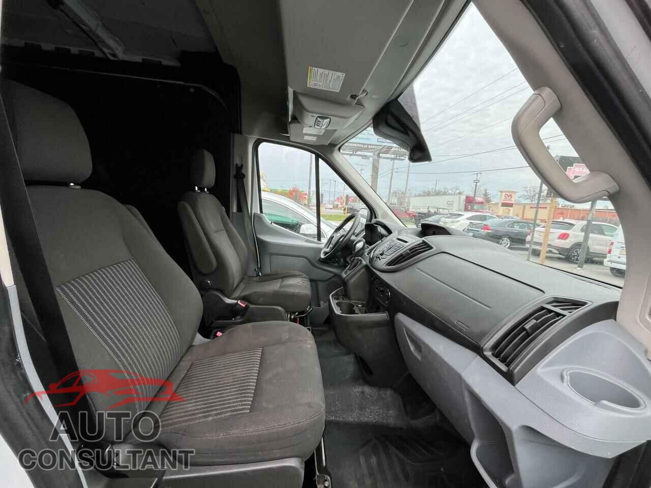 FORD TRANSIT 2016 - 1FTYR2CM4GKA17059
