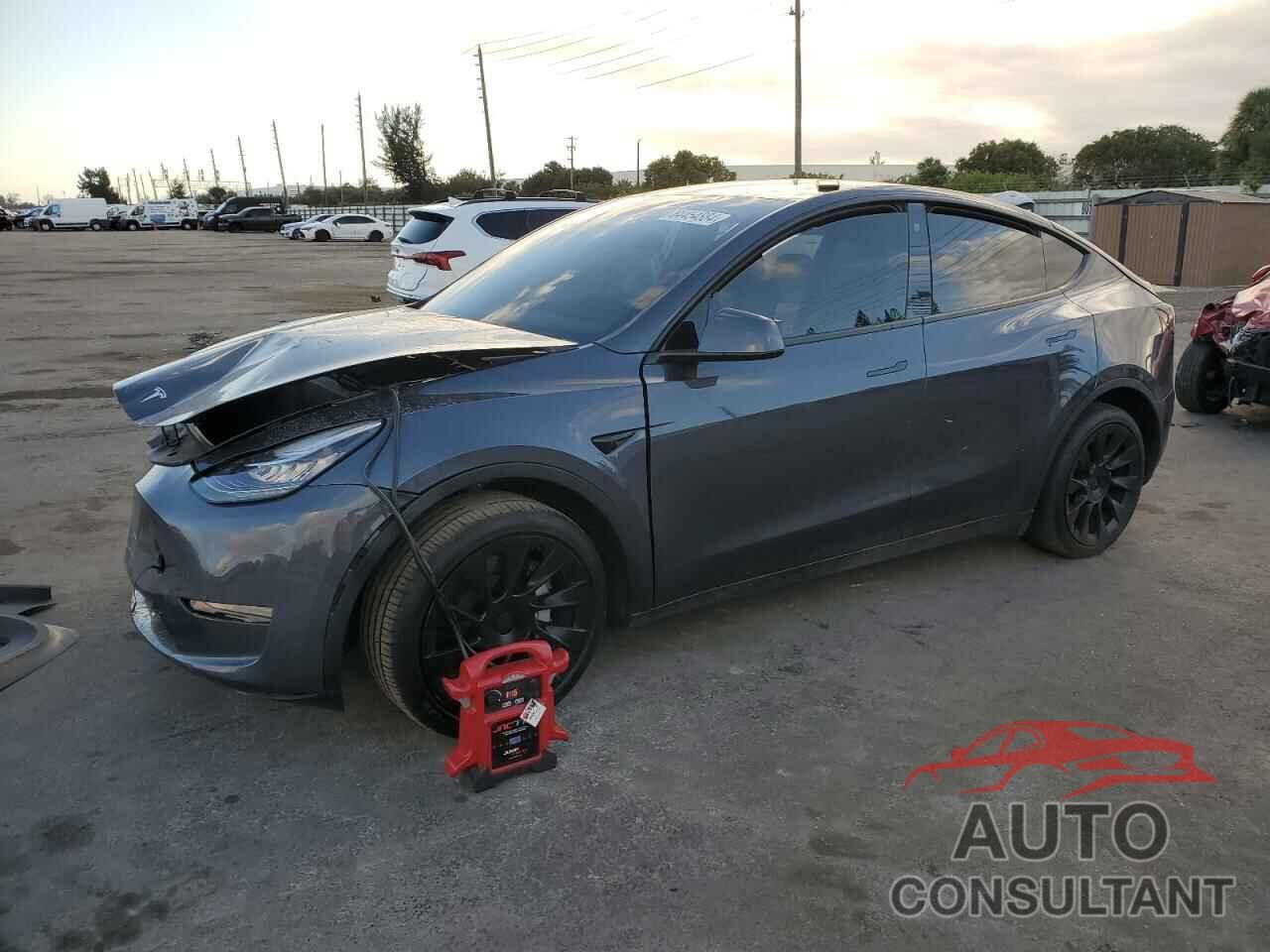 TESLA MODEL Y 2023 - 7SAYGDEE9PA118828