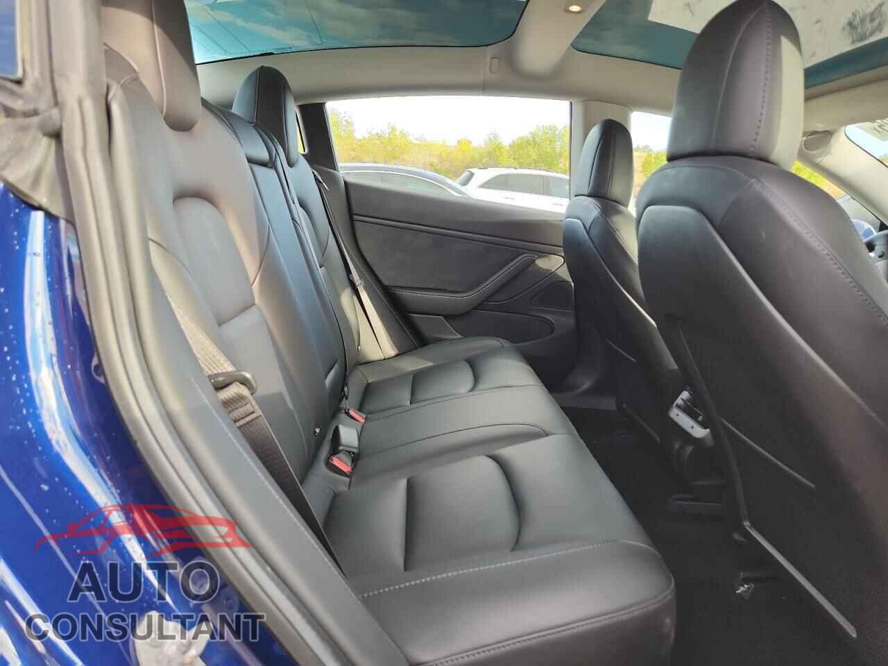 TESLA MODEL 3 2018 - 5YJ3E1EB2JF105172