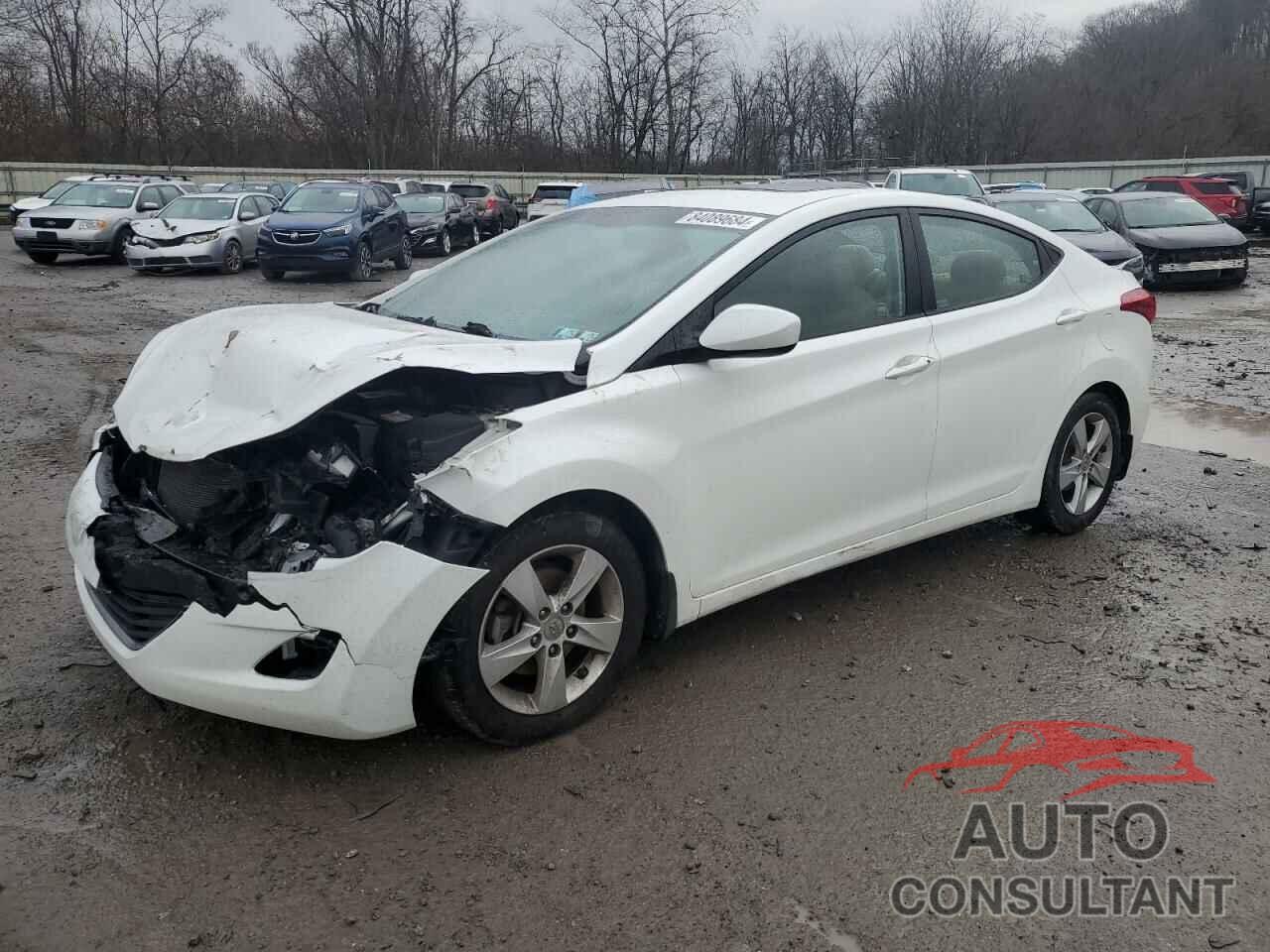 HYUNDAI ELANTRA 2013 - 5NPDH4AE4DH175047