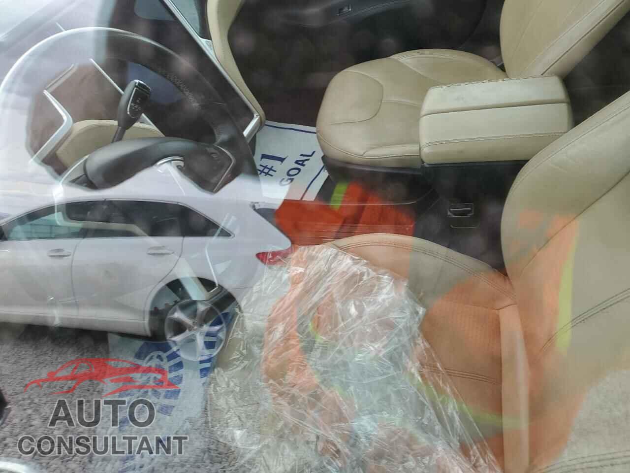 TESLA MODEL S 2013 - 5YJSA1CG8DFP03762