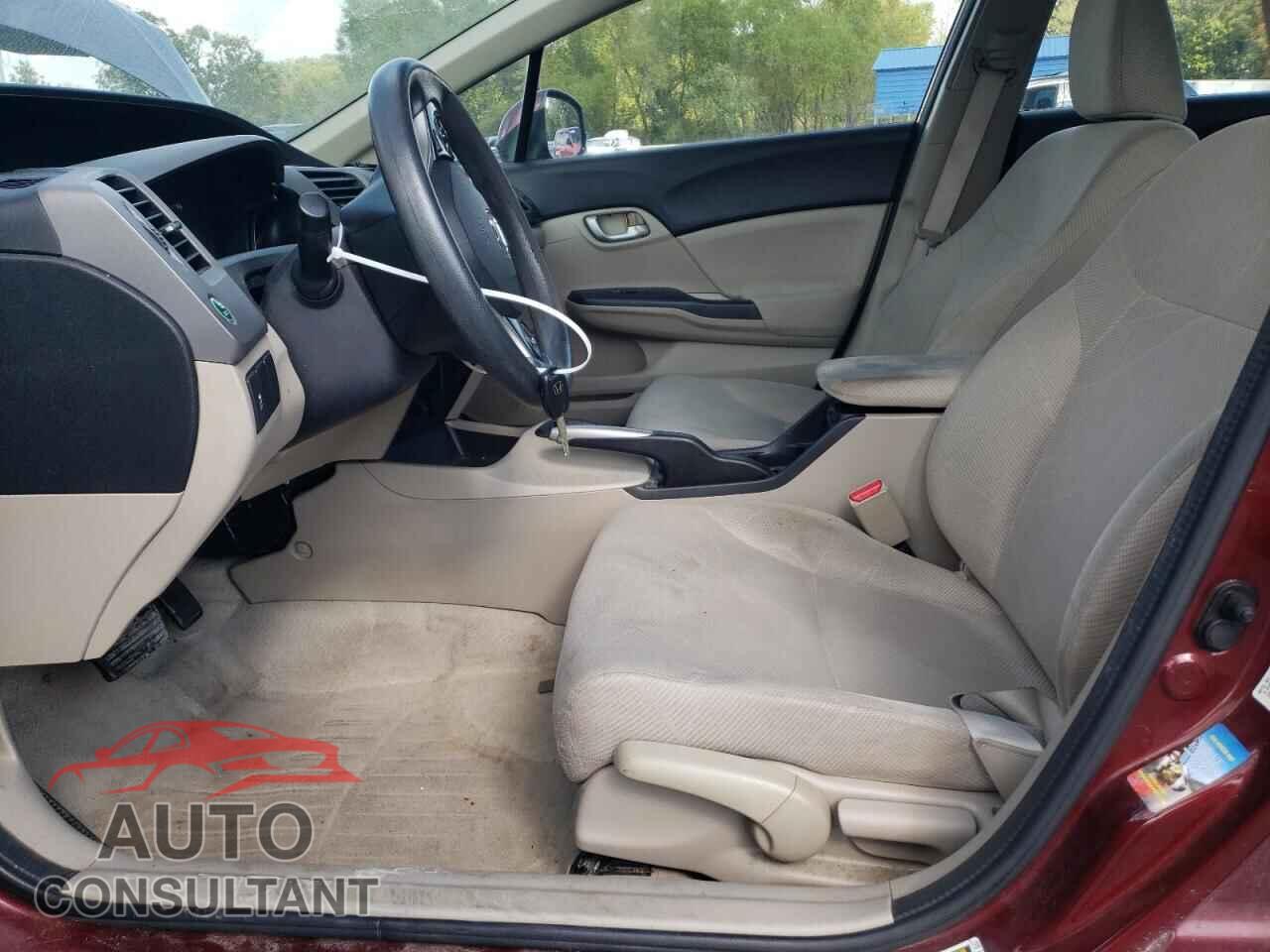 HONDA CIVIC 2012 - 2HGFB2F52CH596409
