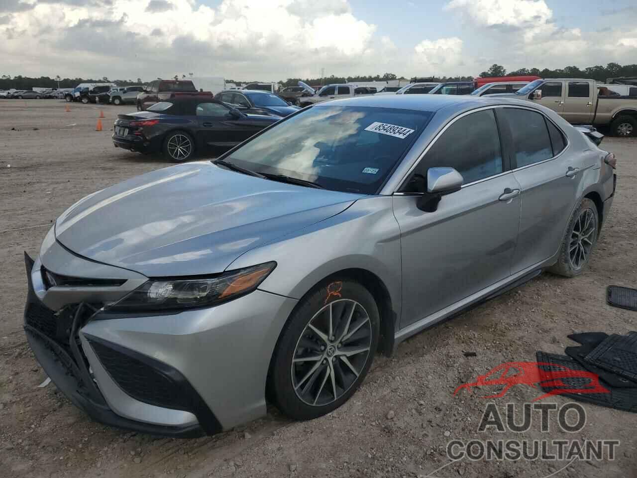 TOYOTA CAMRY 2021 - 4T1G11AK4MU529687