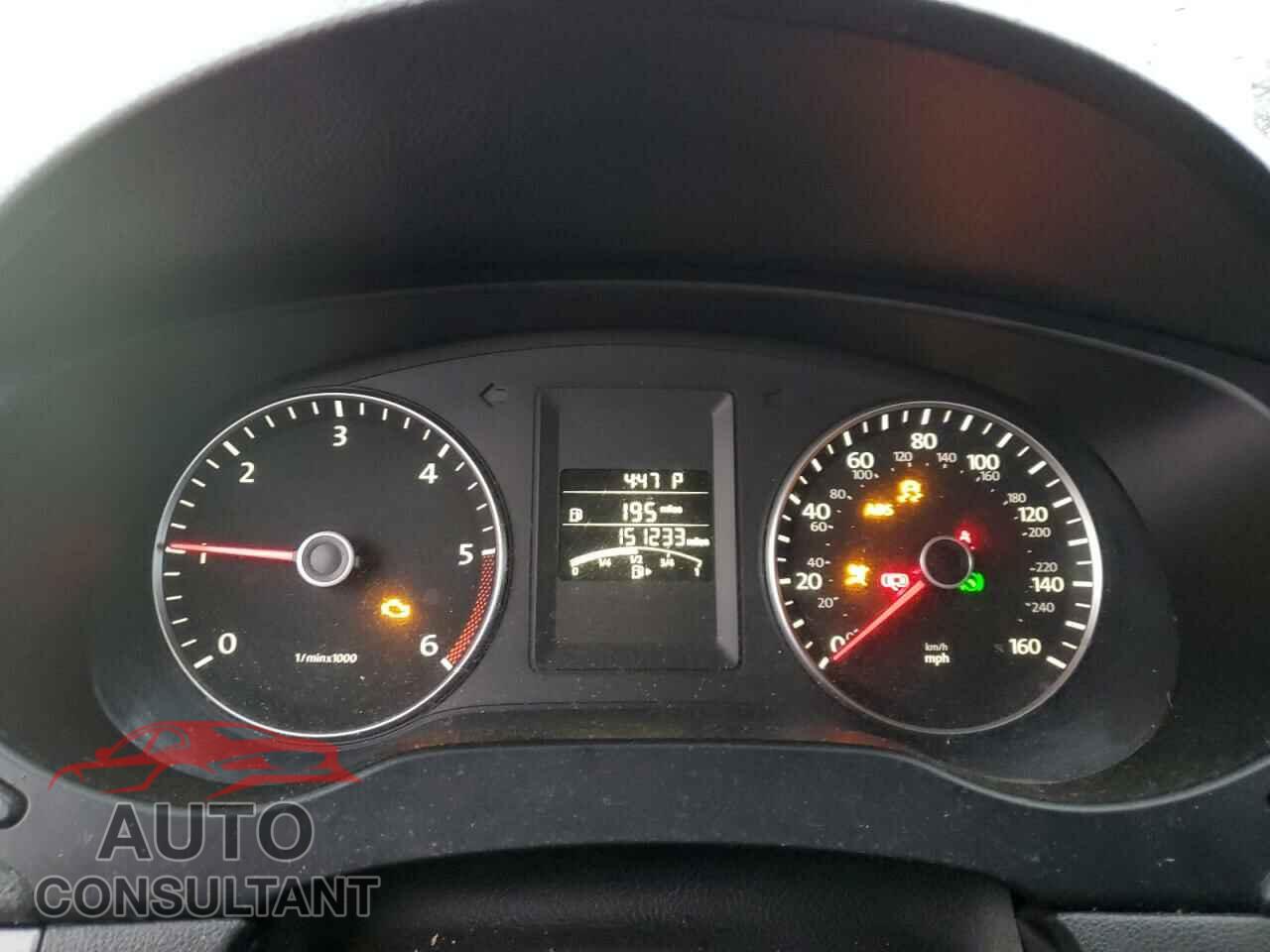VOLKSWAGEN JETTA 2013 - 3VWLL7AJ9DM389483