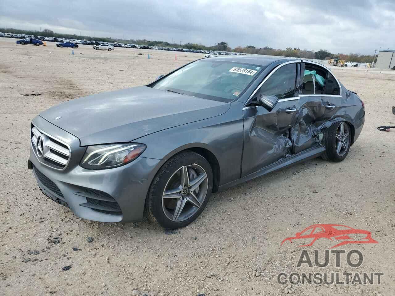 MERCEDES-BENZ E-CLASS 2017 - WDDZF4KB5HA068558