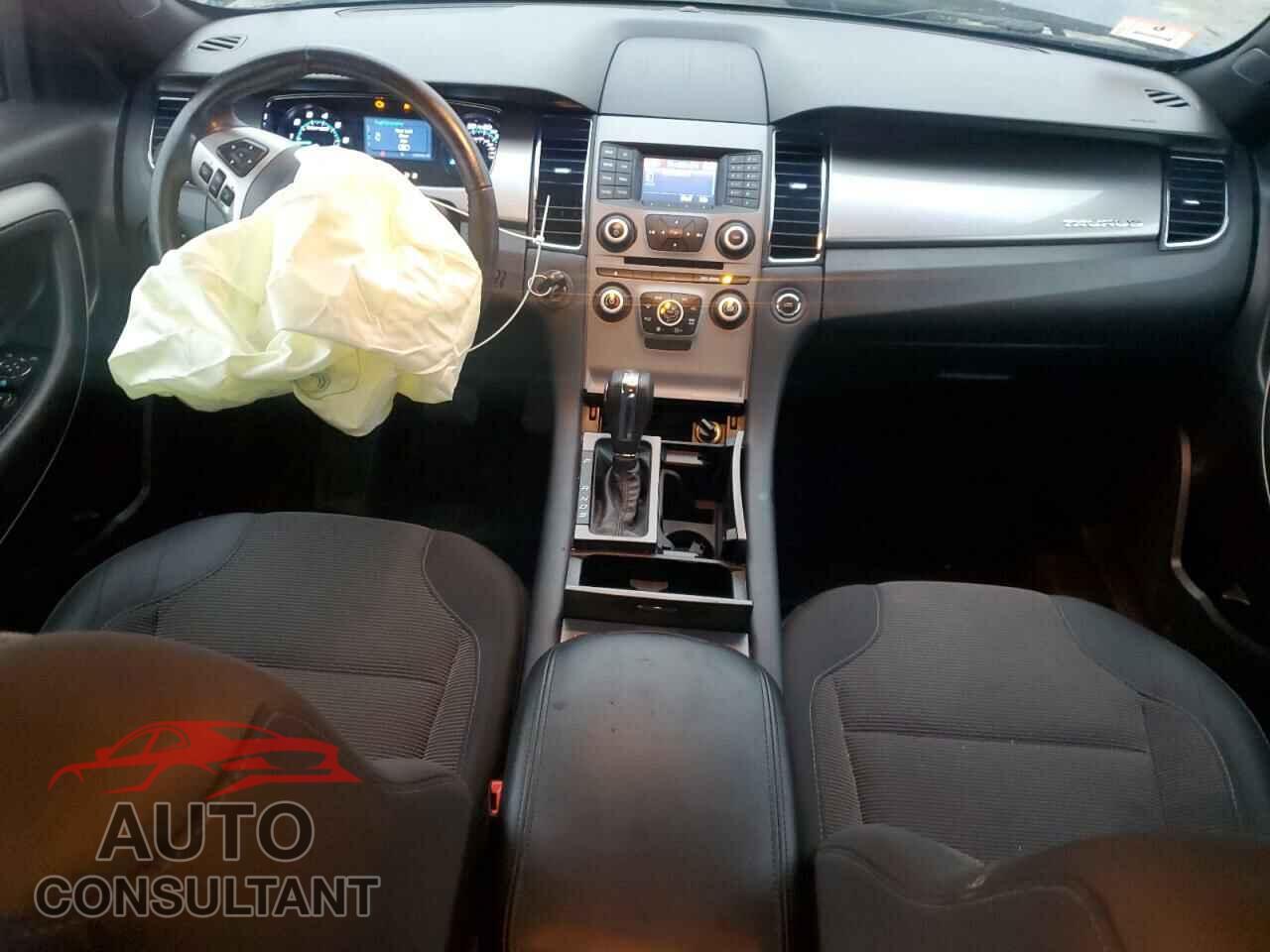 FORD TAURUS 2013 - 1FAHP2E85DG103572