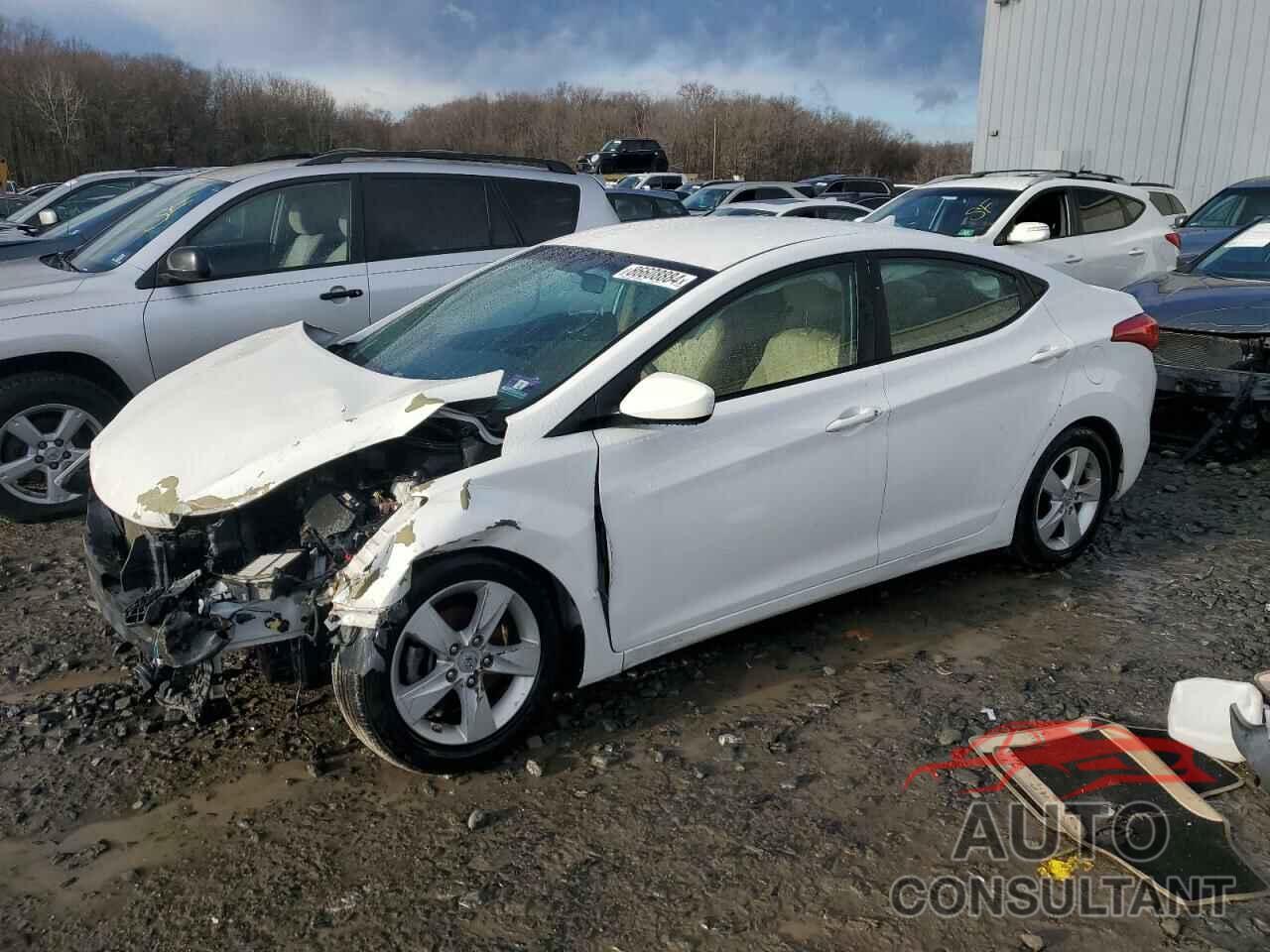 HYUNDAI ELANTRA 2013 - 5NPDH4AE6DH263288