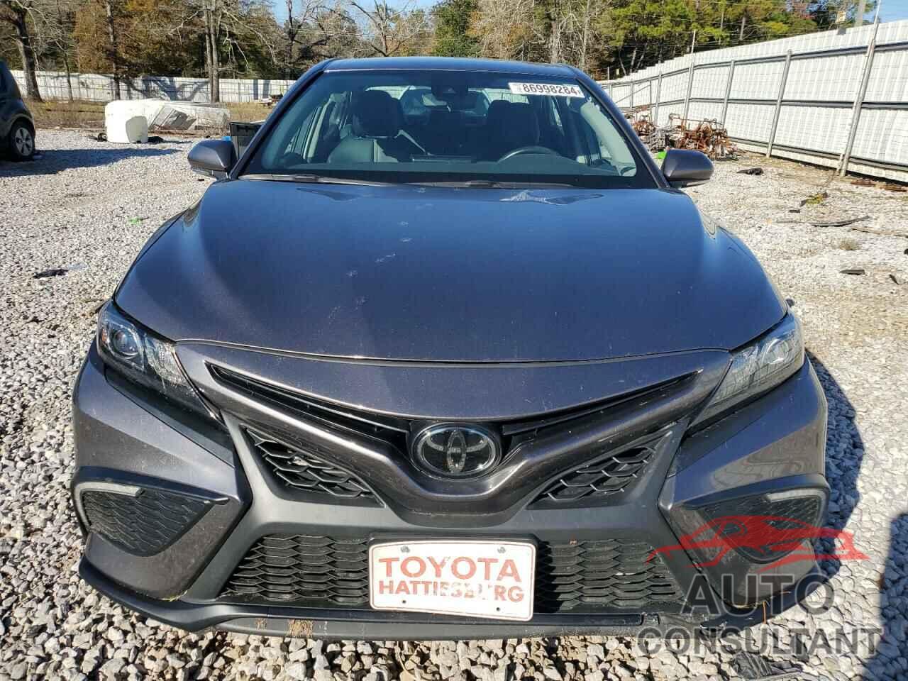 TOYOTA CAMRY 2022 - 4T1G11AK2NU708909