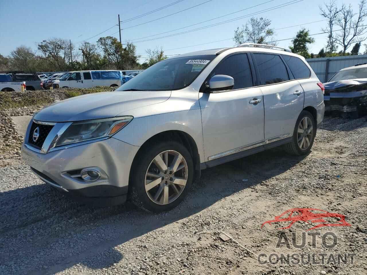 NISSAN PATHFINDER 2013 - 5N1AR2MN0DC679022