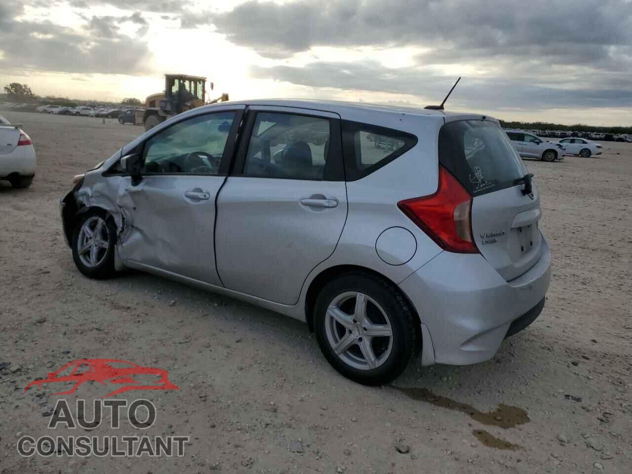 NISSAN VERSA 2017 - 3N1CE2CP1HL381331