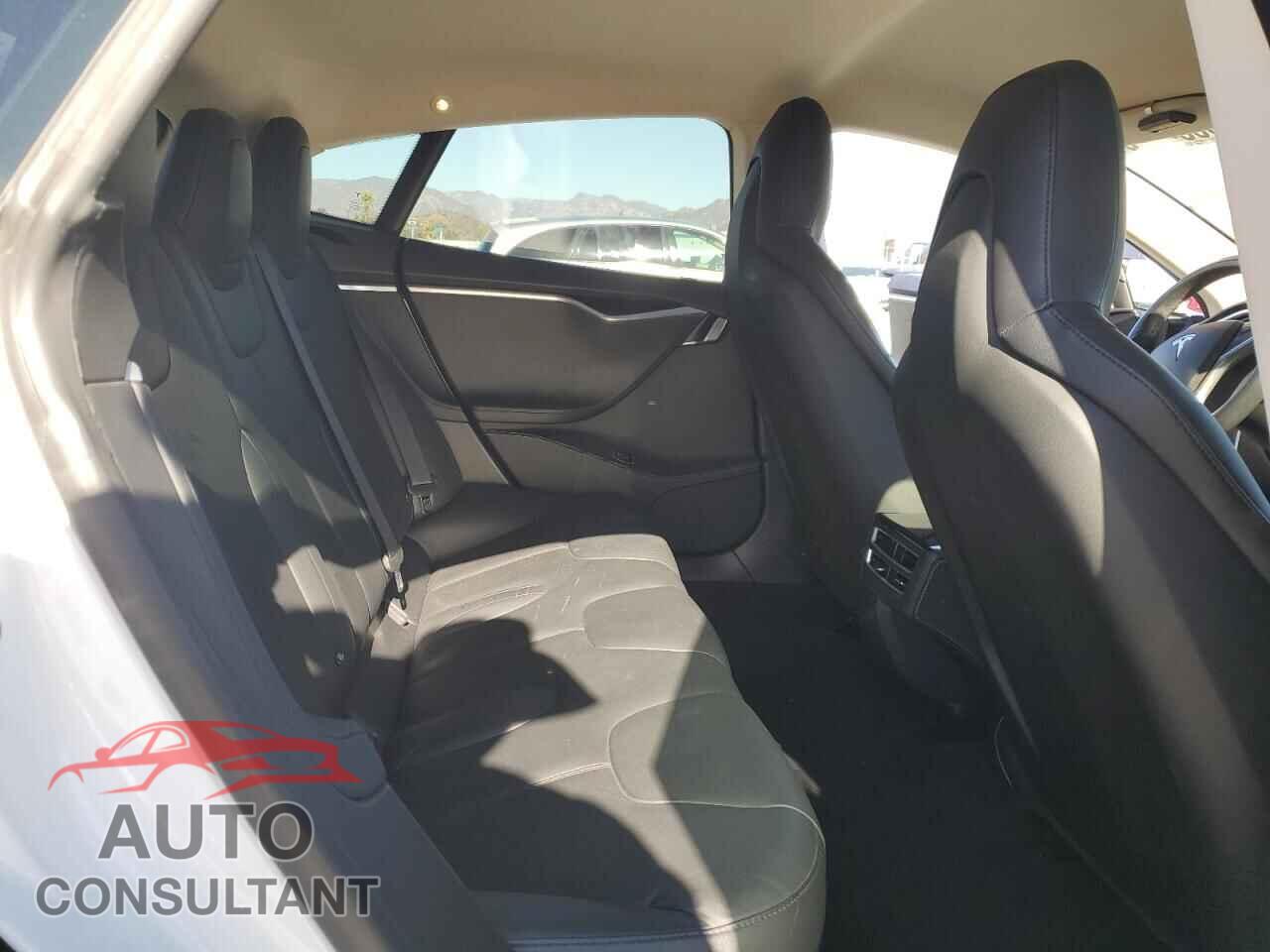 TESLA MODEL S 2015 - 5YJSA1S19FFP77014