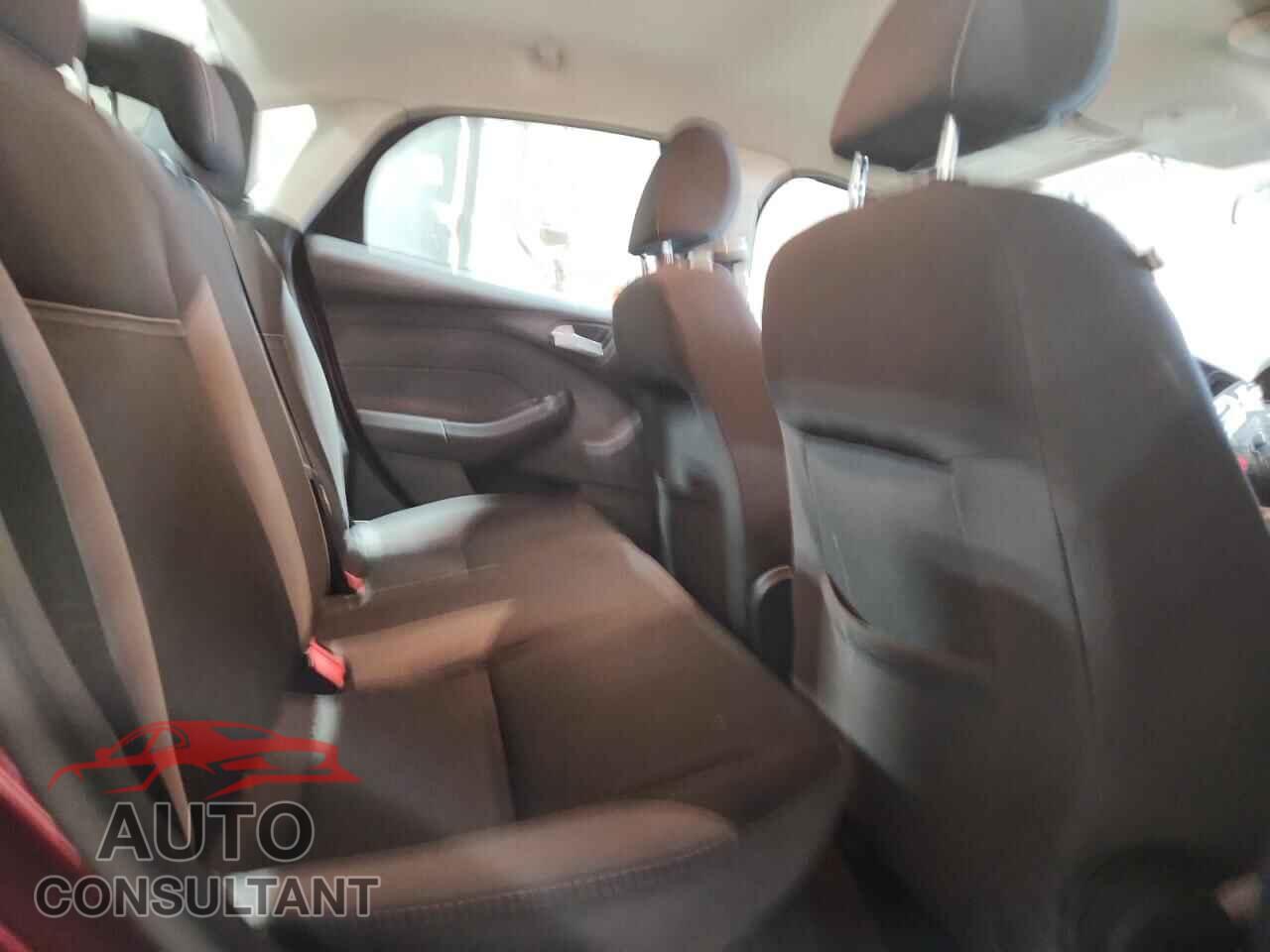 FORD FOCUS 2014 - 1FADP3F28EL110653